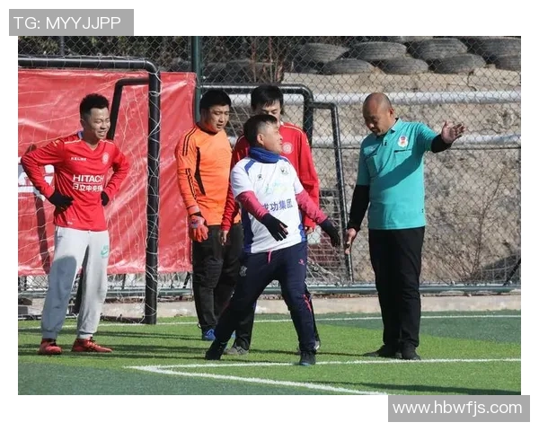 周丽独家分享足球心得与技巧助你提升球技和战术理解 周丽独家分享足球心得与技巧助你提升球技和战术理解