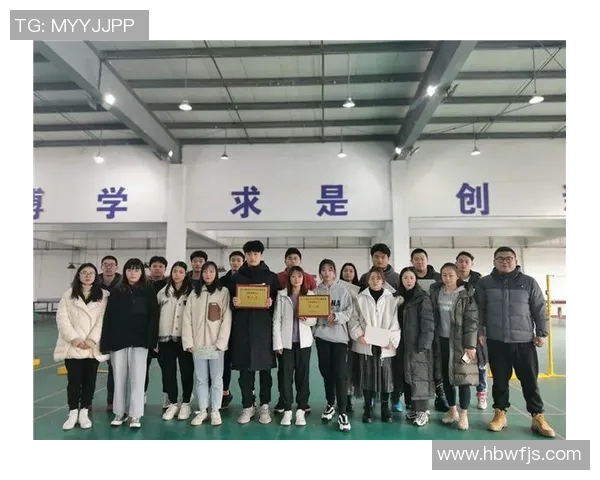 重庆羽毛球队配合策略分析与实战应用探讨 重庆羽毛球队配合策略分析与实战应用探讨