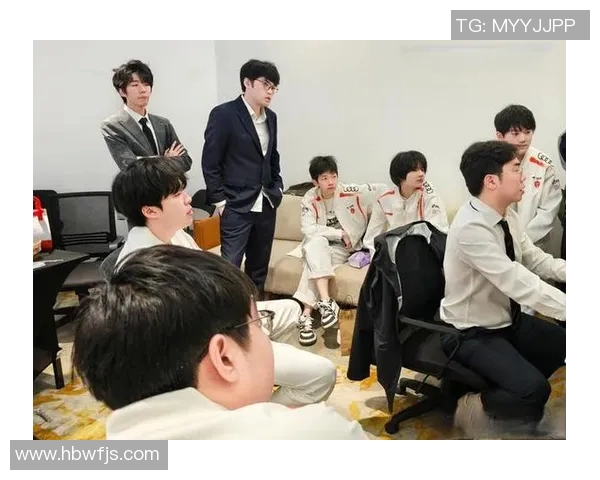 全明星赛精彩回顾FPX以惊人速度展现团队实力与战术配合 全明星赛精彩回顾FPX以惊人速度展现团队实力与战术配合